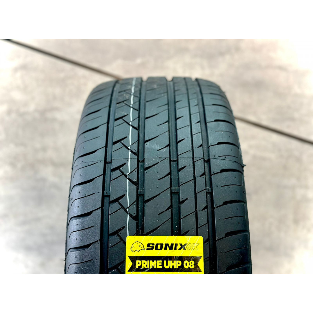 Автошина SONIX 205/50R16 91W XL PRIME UHP 08