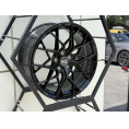 Маленькое фото товара - 8*18 5*114.3 ET35 73,1 Zumbo Wheels gloss black. Вариант №1