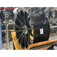 Фото товара - 8.5*18 6*139.7 ET25 106,1 Zumbo Wheels Black Machinen Face. Вариант №3