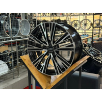 Фото товара - 8*18 5*112 ET35 66,45 Zumbo Wheels black Machinen Face. Вариант №2