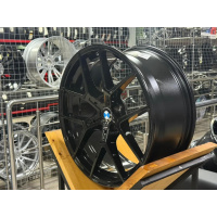 Фото товара - 8.5/9.5*19 5*120 ET30/40 72,6 Zumbo Wheels Gloss black. Вариант №2