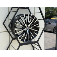 Фото товара - 8*18 5*114.3 ET40 60,1 Zumbo Wheels gloss Black machine face. Вариант №3