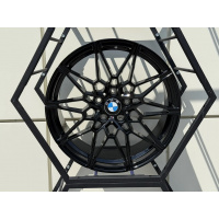 Фото товара - 8/9*19 5*120 ET30/35 72,6 Zumbo Wheels gloss black. Вариант №2