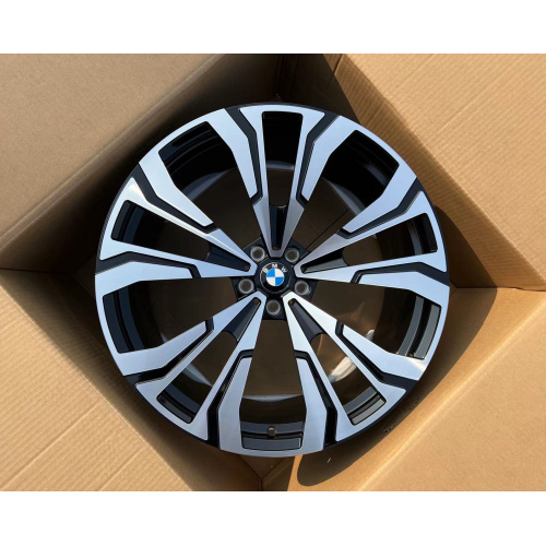 Большое фото товара - 9,5*22 5*112 ET30 66,6 Zumbo Wheels Glossy Black Machine Face, 101118. Вариант №2