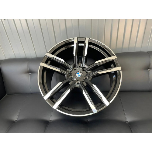 Большое фото товара - 9,0/10.5*20 5*112 ET30/40 66,6 Zumbo Wheels Black Machined Face, 501002. Вариант №5