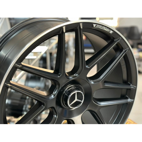 Большое фото товара - 10.0*22 5*130 ET30 84,1 Zumbo Wheels Matt Black Polish Lip, 501006. Вариант №6