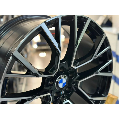 Большое фото товара - 10.5/9.5*22 5*120 ET35/40 74,1 Zumbo Wheels, 501007. Вариант №6