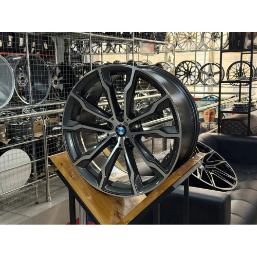 Большое фото товара - 8/9.5*20 5*112 ET27/43 66,5 Zumbo Wheels Gunmetal Machinen Face, 501041. Вариант №4