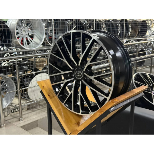 Большое фото товара - 7*18 5*114.3 ET42 60,1 Zumbo Wheels Black Machinen Face, 501042. Вариант №4