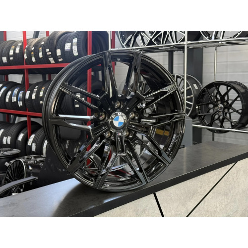 Большое фото товара - 8*18 5*120 ET30 72,6 Zumbo Wheels Gloss Black, 501055. Вариант №5