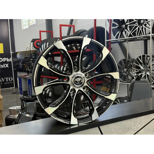 Большое фото товара - 8.5*20 5*150 ET50 110,1 Zumbo Wheels Black Machine Face, 501059. Вариант №5