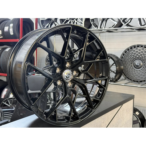 Большое фото товара - 8.5*19 5*114.3 ET35 73,1 Zumbo Wheels gloss black, 501077. Вариант №4