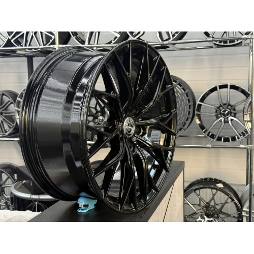 Большое фото товара - 8*18 5*108 ET35 73,1 Zumbo Wheels gloss black, 501079. Вариант №6